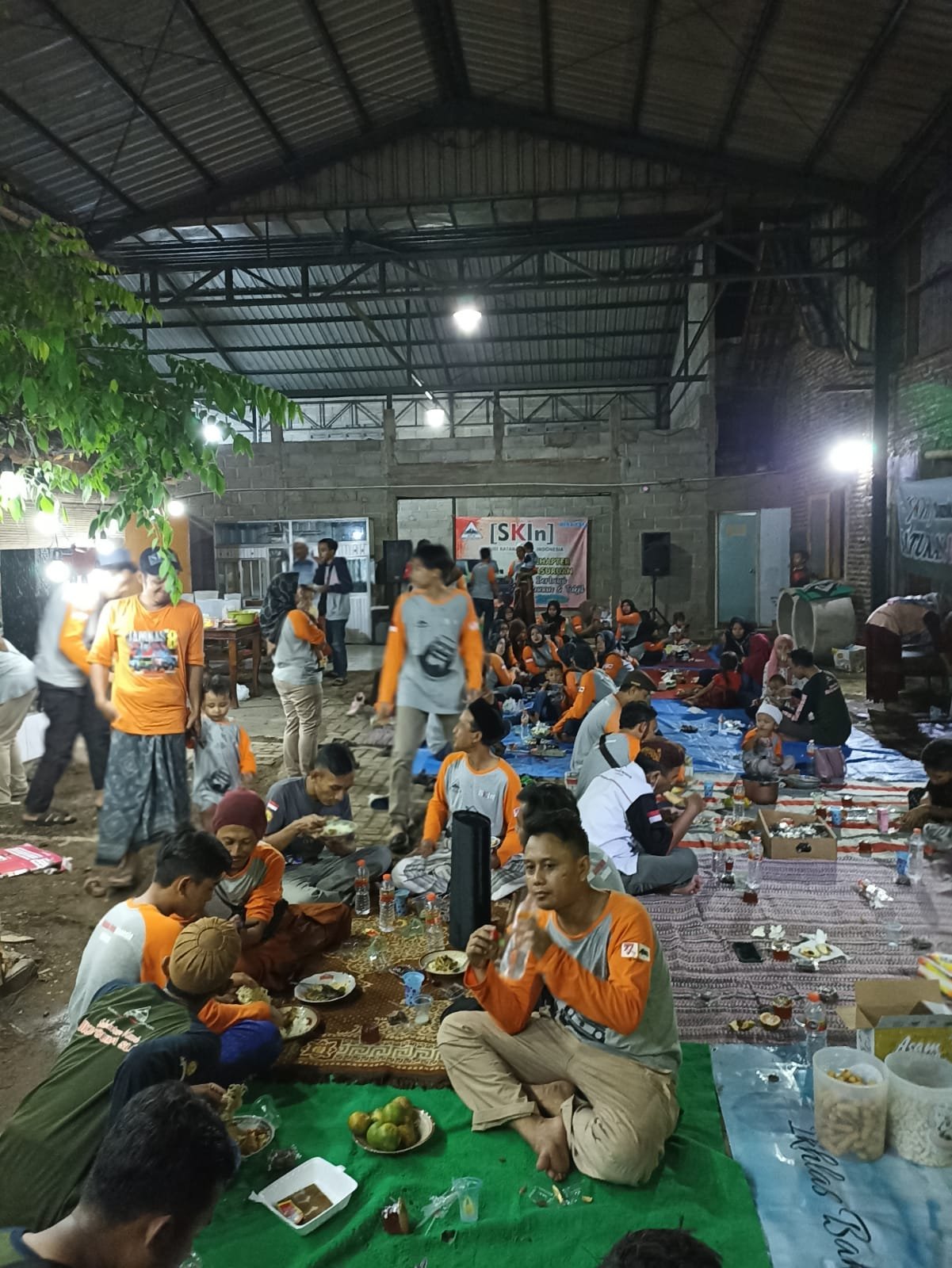 Bagi Takjil & Buka Bersama Skin Pasuruan