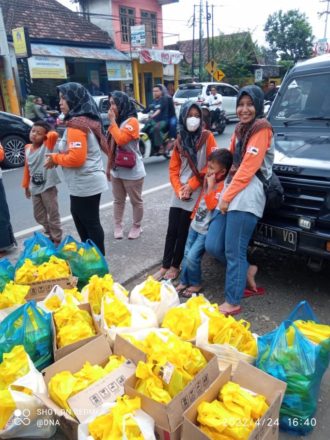 Bagi Takjil &Buka Bersama Skin Pasuruan